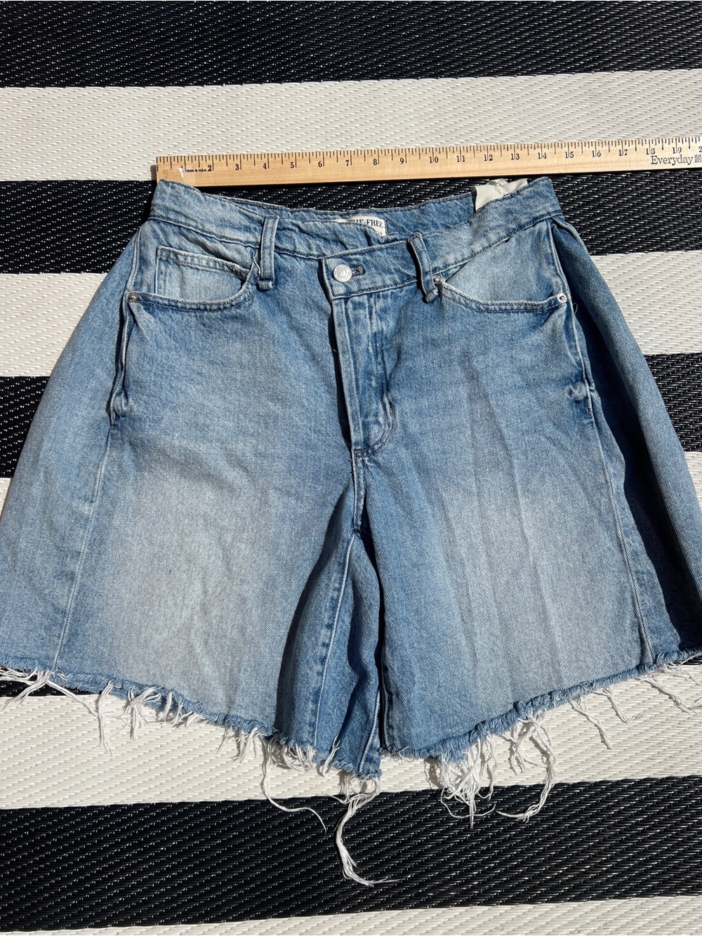 Free People Boomerang shorts